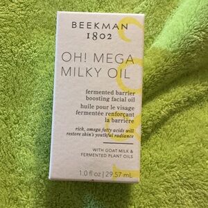 Beekman 1802 Oh! Mega Milky facial oil
